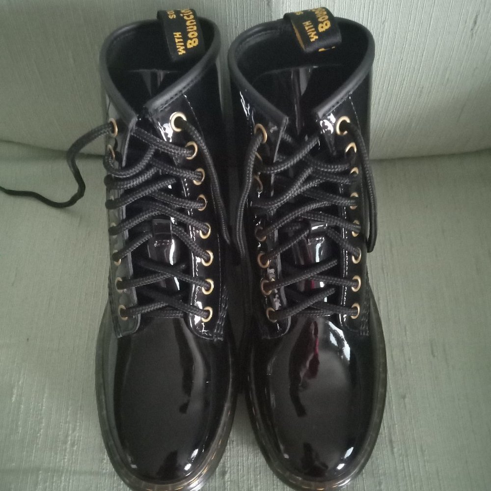 Doc Martens Patented Lamper Zavala